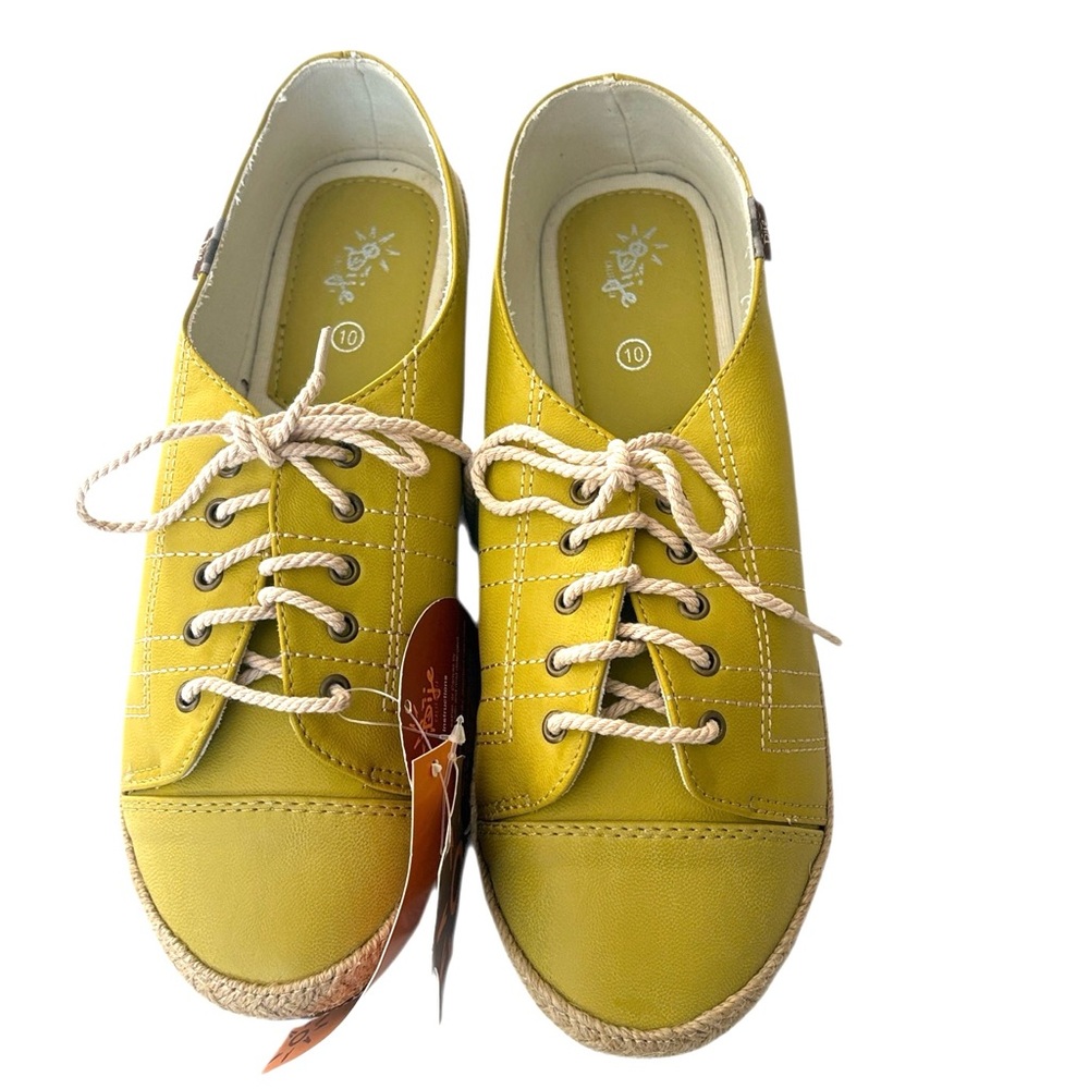 Dije California Princeton Lace-up Leather Shoes in yellow, 9.5/10 - Picture 2 of 7